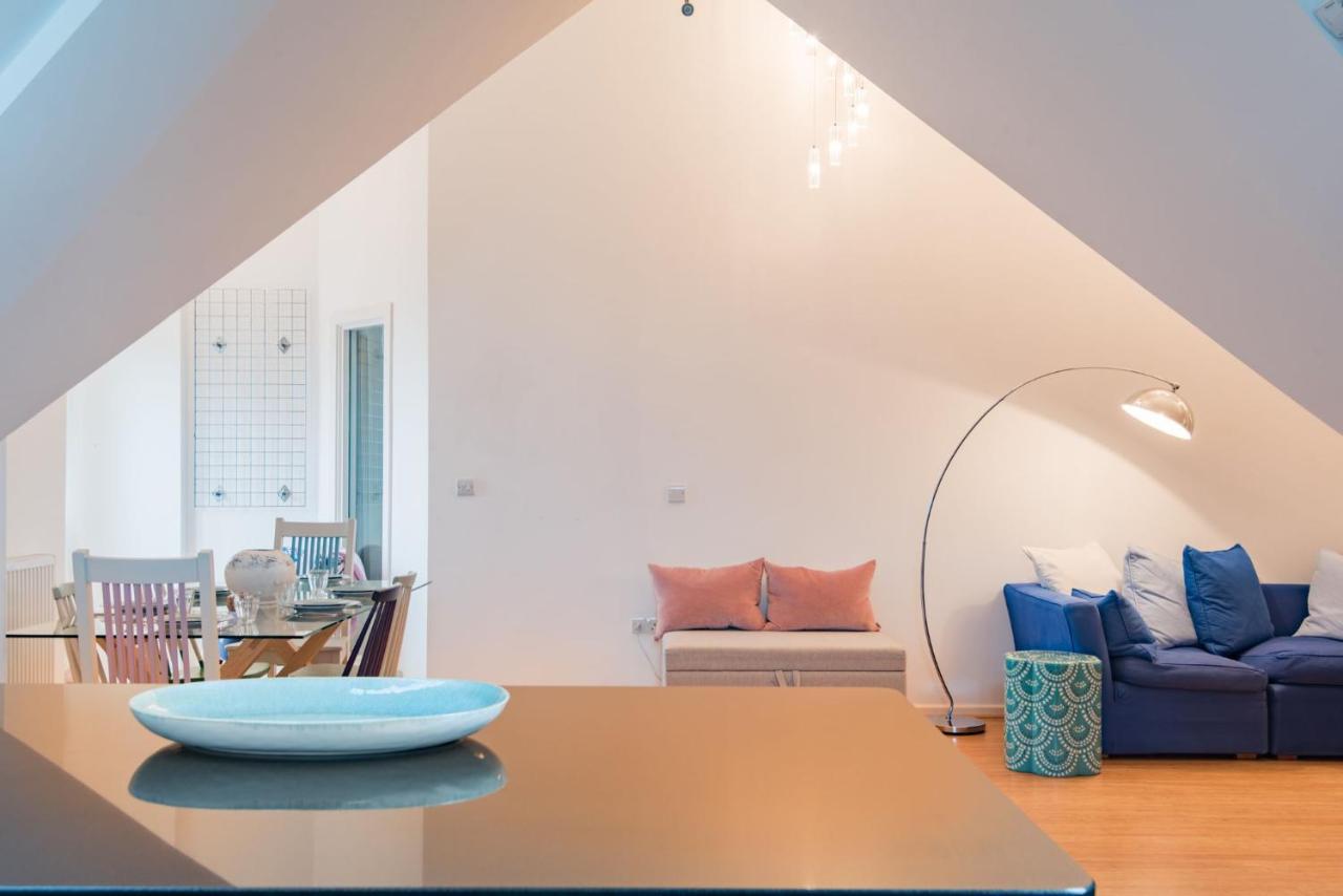 The Loft At Emperor Court By Bloom Stays Canterbury Buitenkant foto